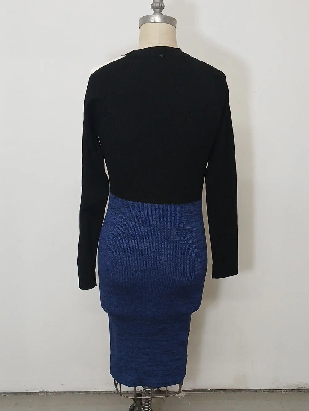 Sportmax Black Ribbed Knit Bodycon Dress - Picture 4 of 9
